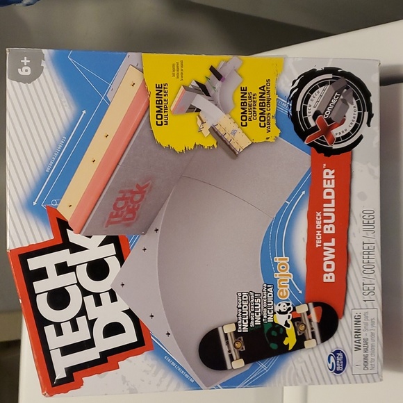 🌞 3 for $30 Tech Deck Bowl Builder set - Picture 1 of 3